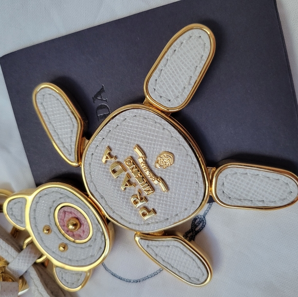 Prada bear keyring - Picture 4 of 9